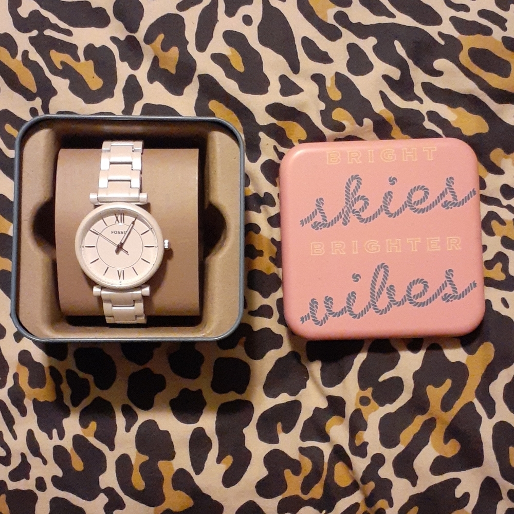 Never worn white fossil watch